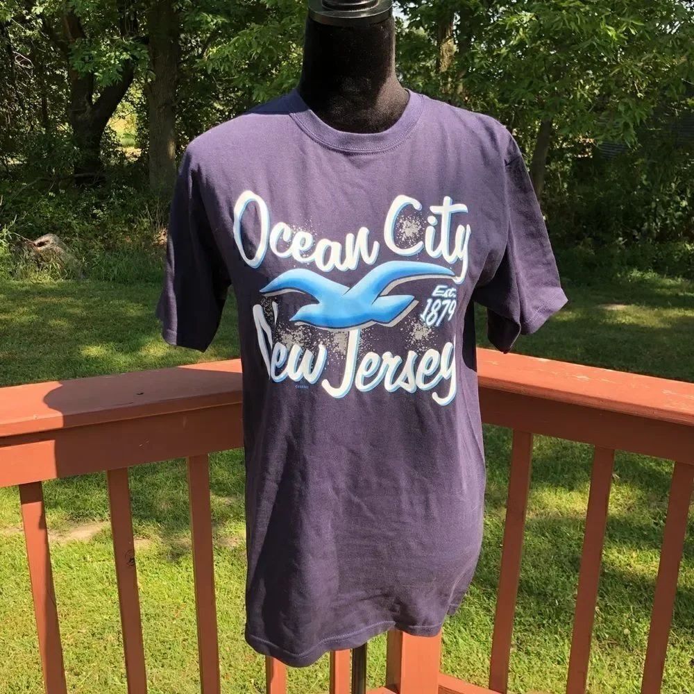 Ocean City, New Jersey Sounvenir Short Sleeve Graphic Tshirt, Med